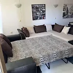 нино Apartment